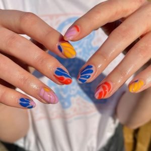 manicure in Nashville, TN